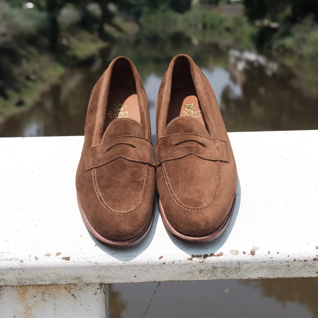 96941F - Flex Penny Loafer in Snuff Suede