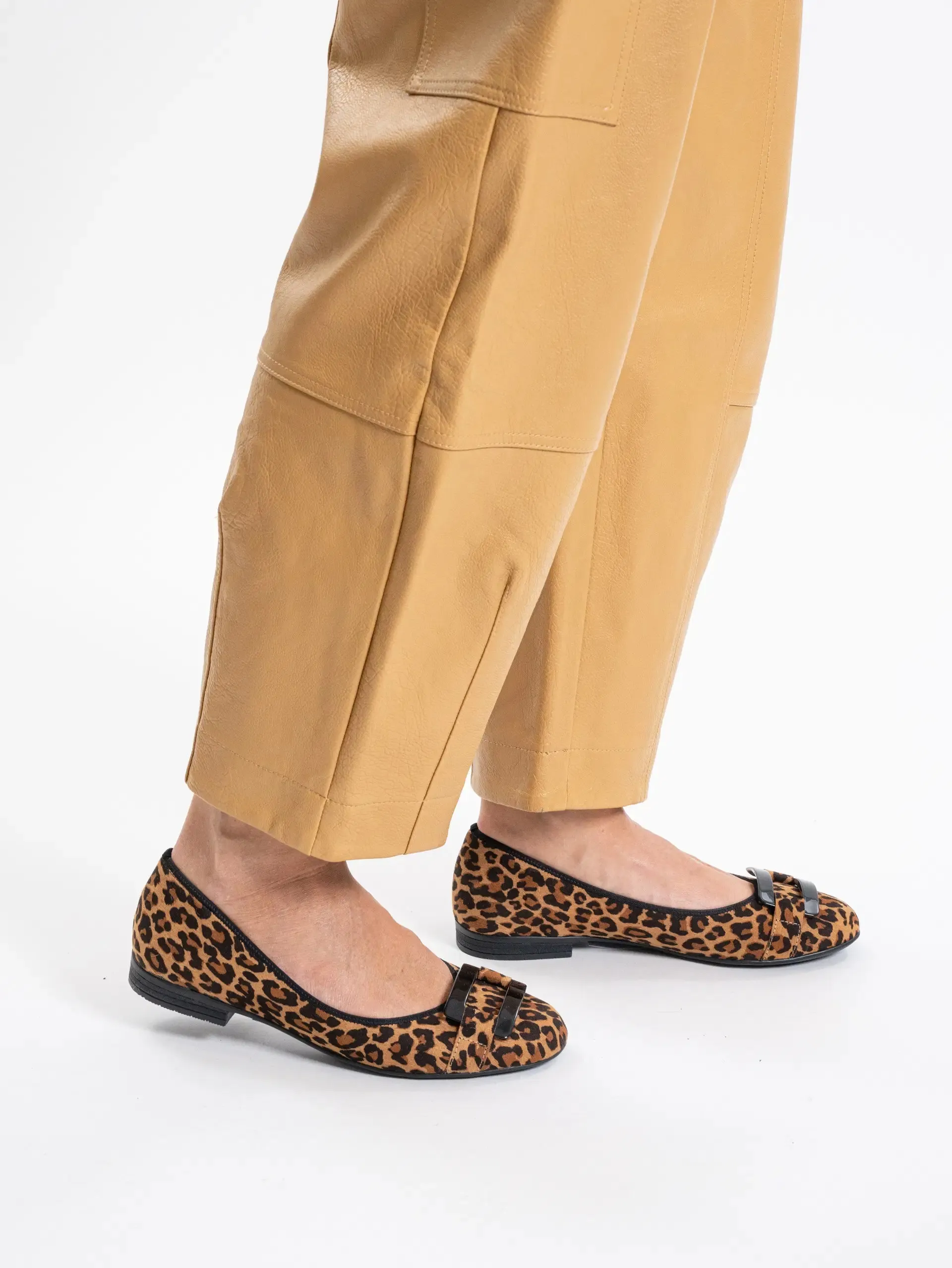 Ara - 31330 Leopard Pump