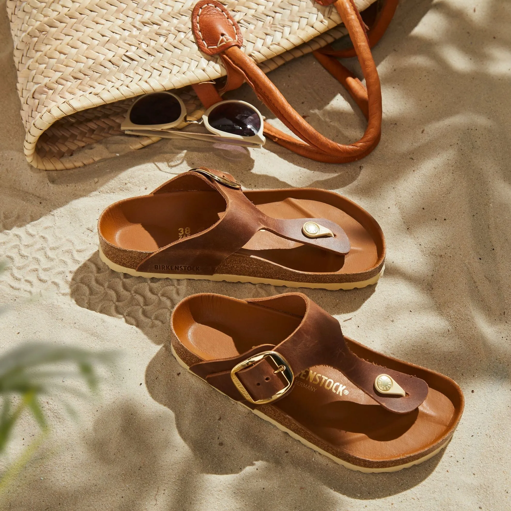 Birkenstock Gizeh Big Buckle cognac oiled leather