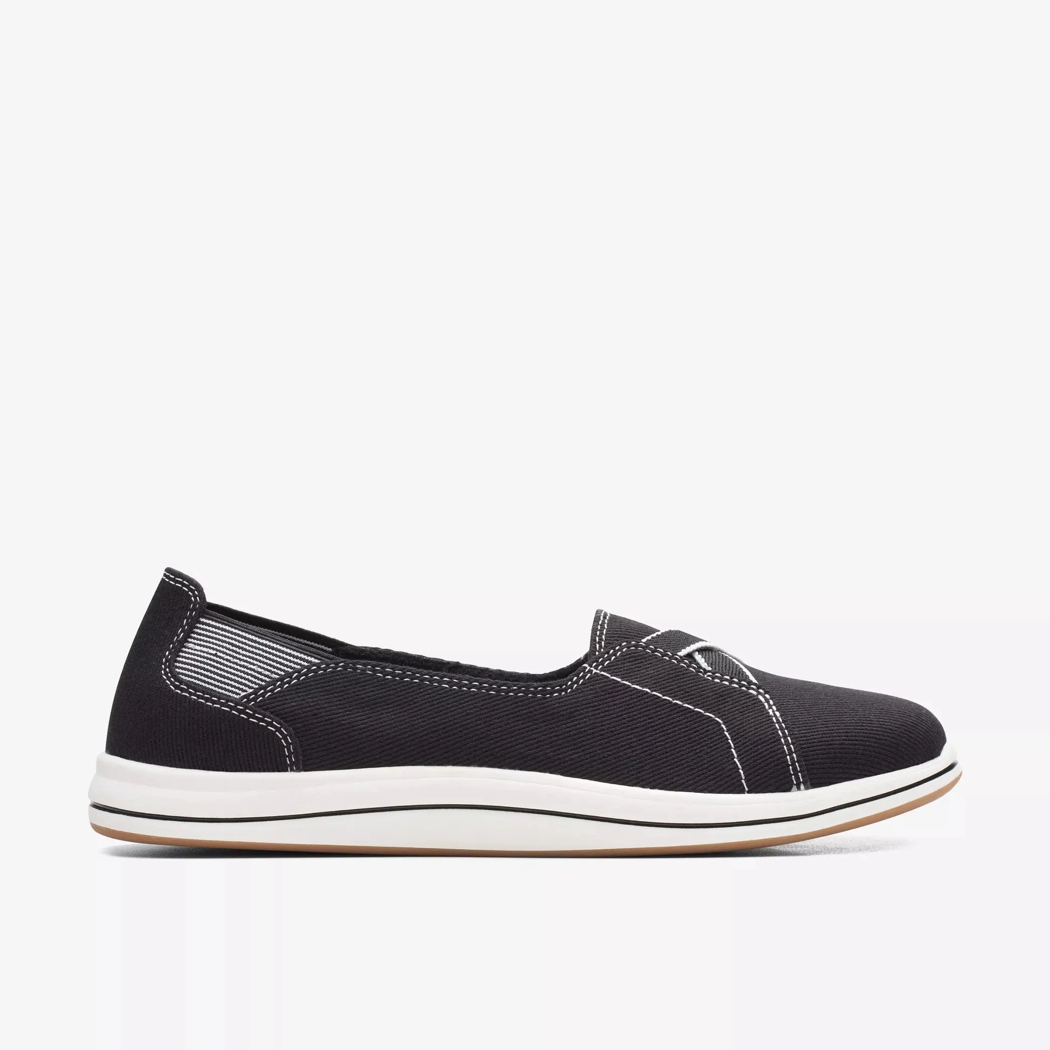 Clarks Women's Breeze Skip Black 26169244