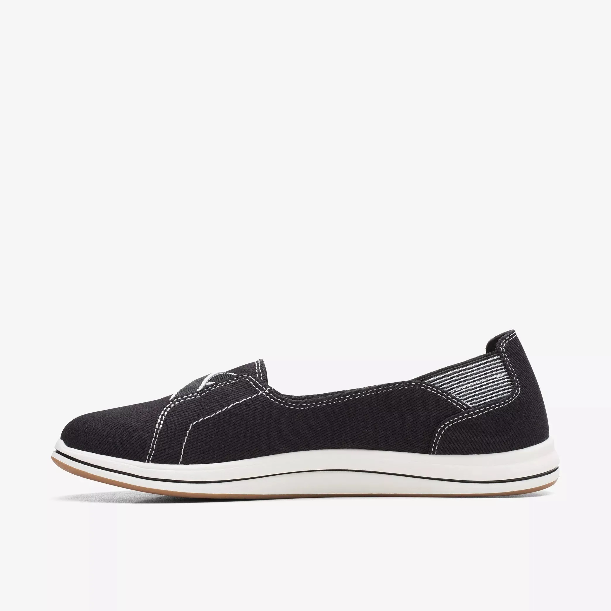 Clarks Women's Breeze Skip Black 26169244