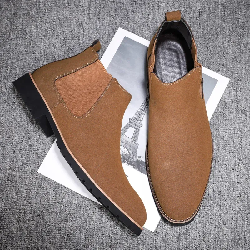 Durable boots for men with treaded soles