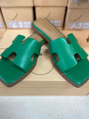 Finity Sandal