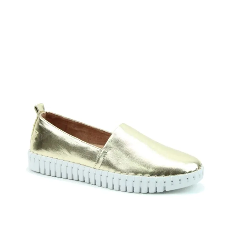 Heavenly Feet Endurance Sneaker