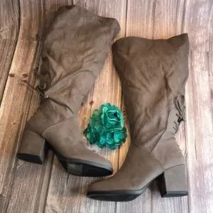 JOURNEE Leeda Grey Faux Suede Extra Wide Calf Boots 10M-XWC