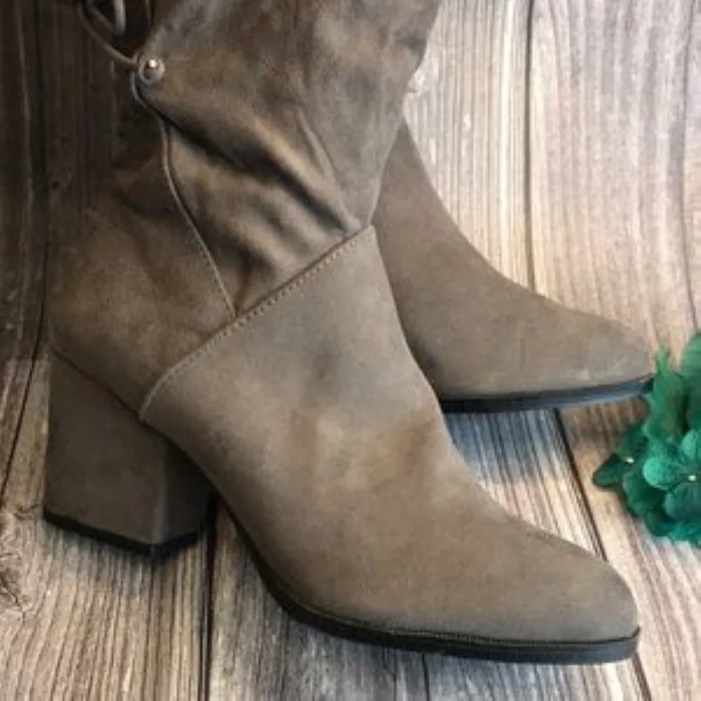 JOURNEE Leeda Grey Faux Suede Extra Wide Calf Boots 10M-XWC