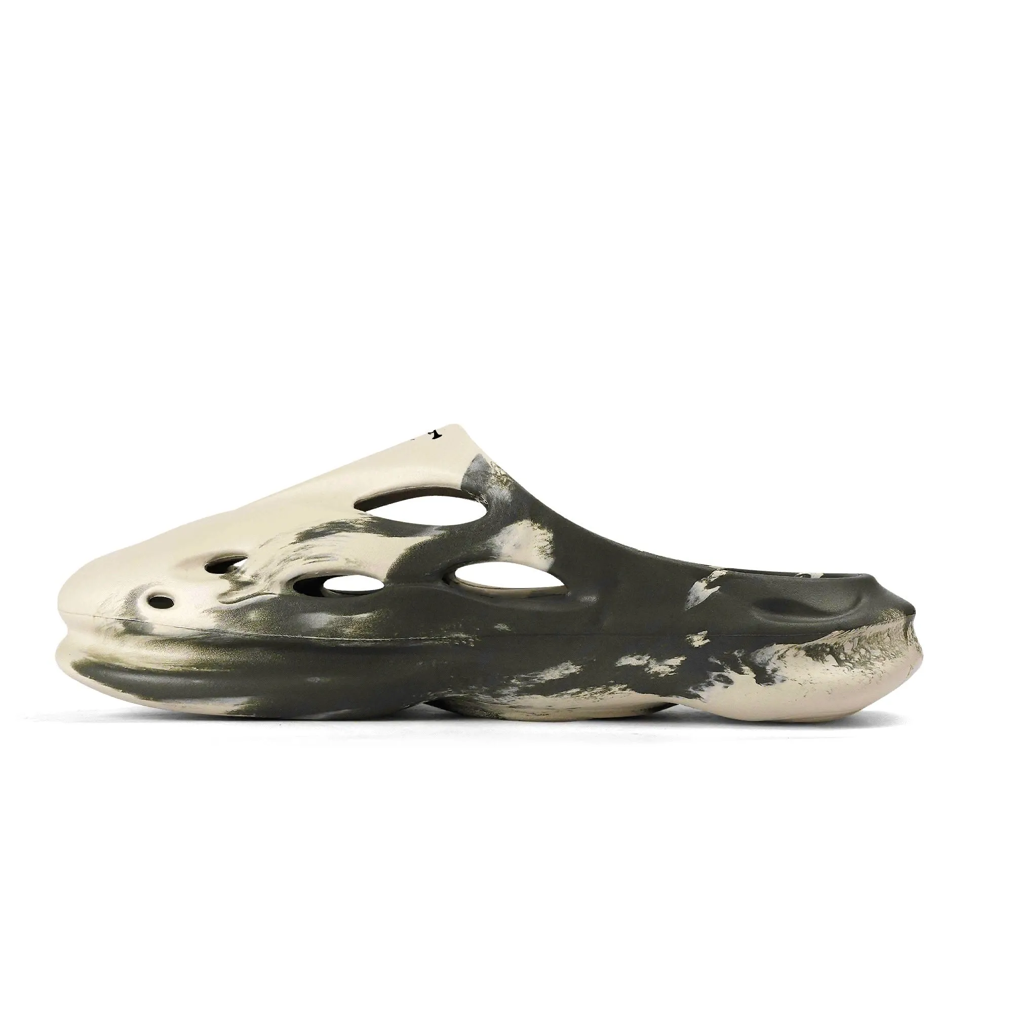 Leisure Trumpet EVA Two-tone Hollow Out Clogs