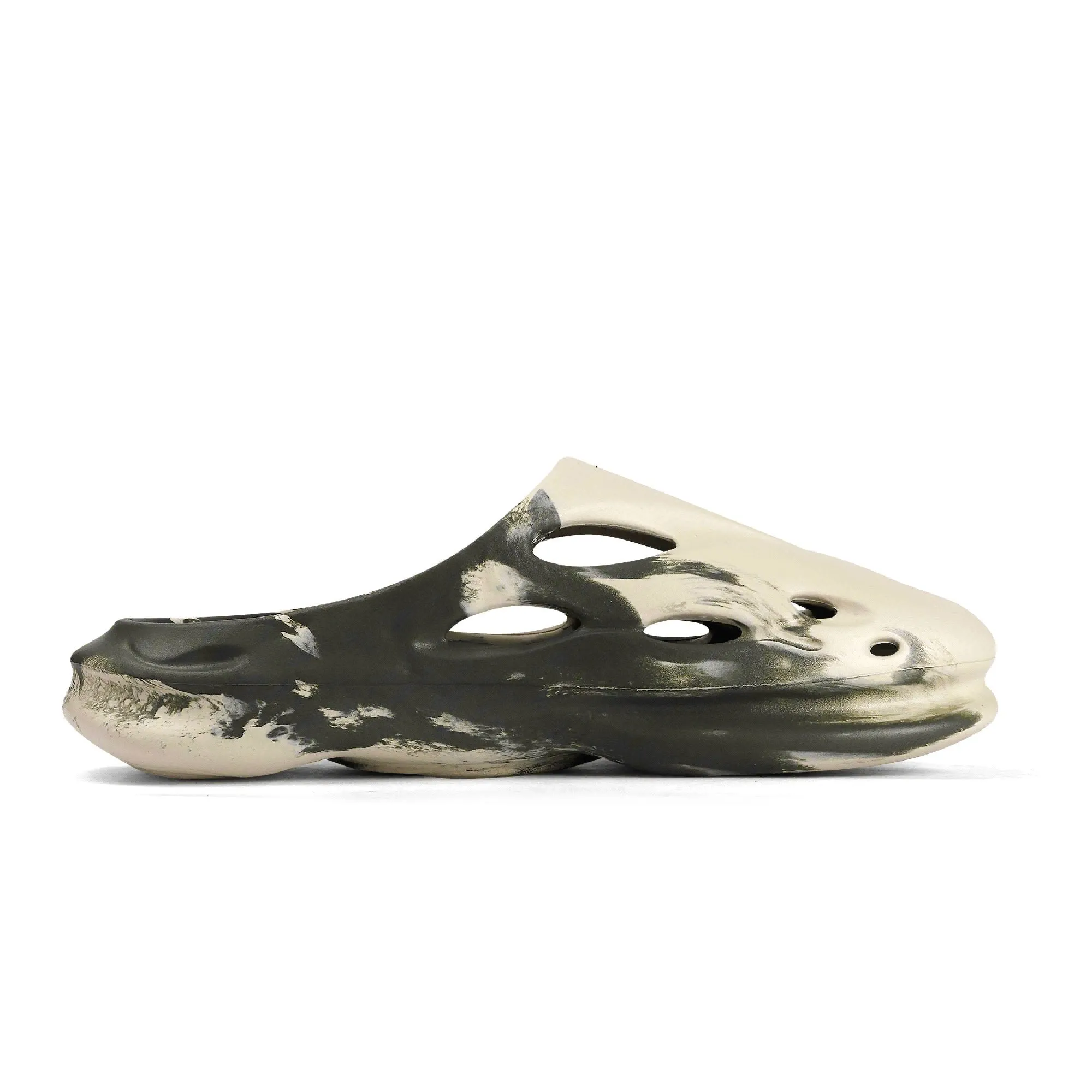 Leisure Trumpet EVA Two-tone Hollow Out Clogs
