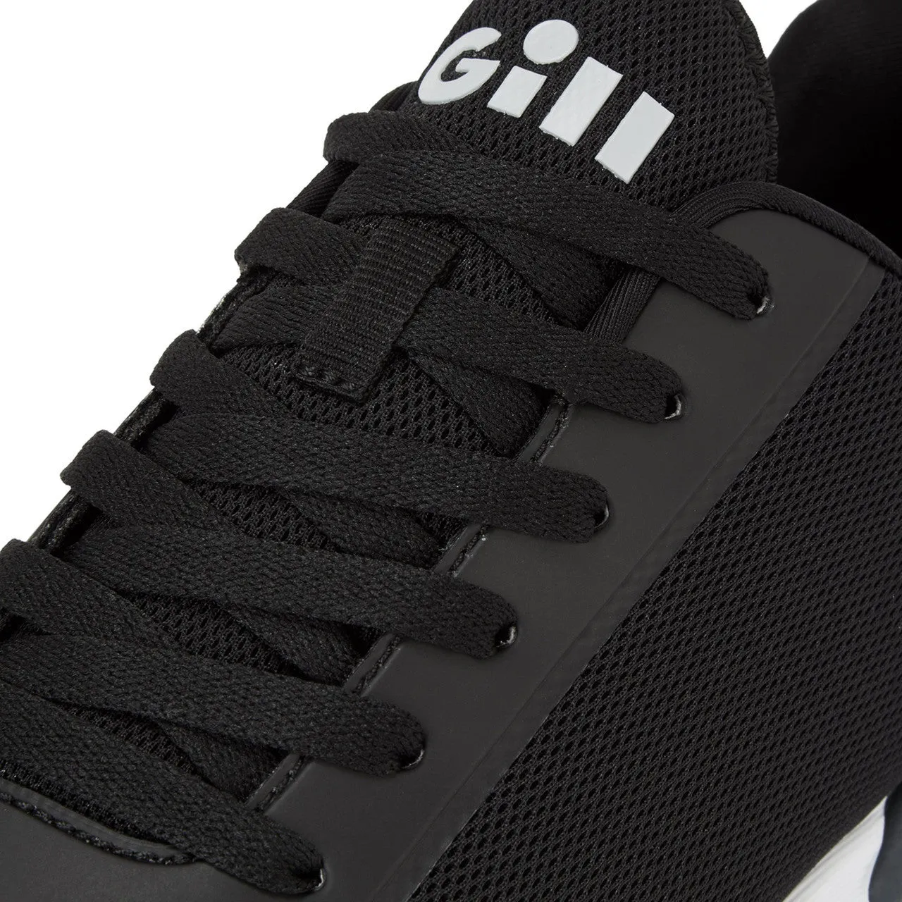 Savona Trainer