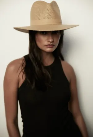 Simone Hat