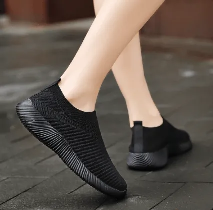 SLIP INTO STYLE TOO