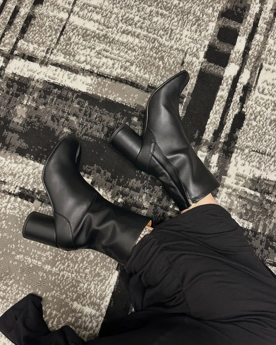 Tabi boots