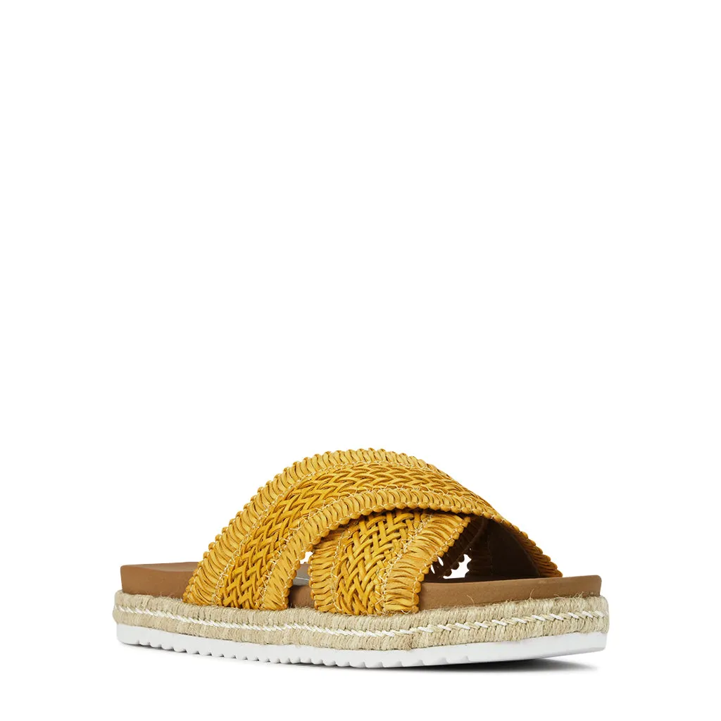 TINNY CRISSCROSS SLIDE SANDAL