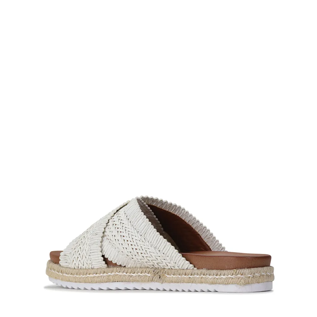 TINNY CRISSCROSS SLIDE SANDAL