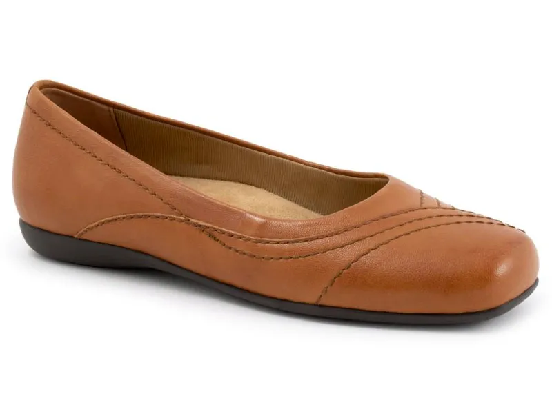 Trotters Sasha - Womens Flats
