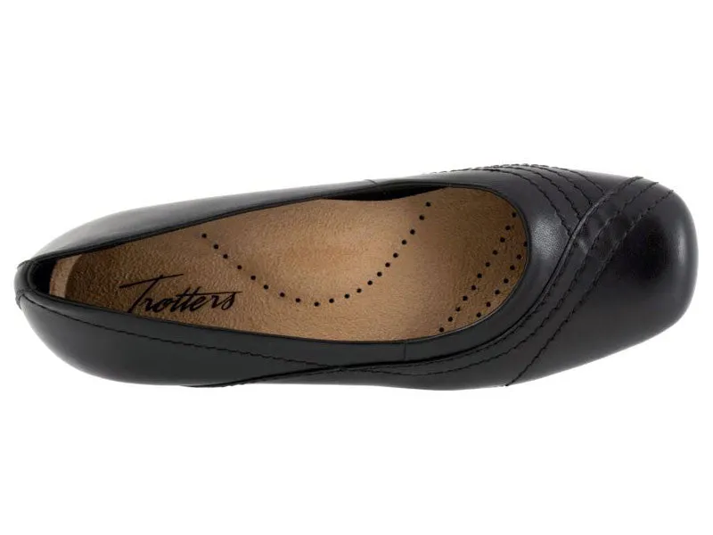 Trotters Sasha - Womens Flats