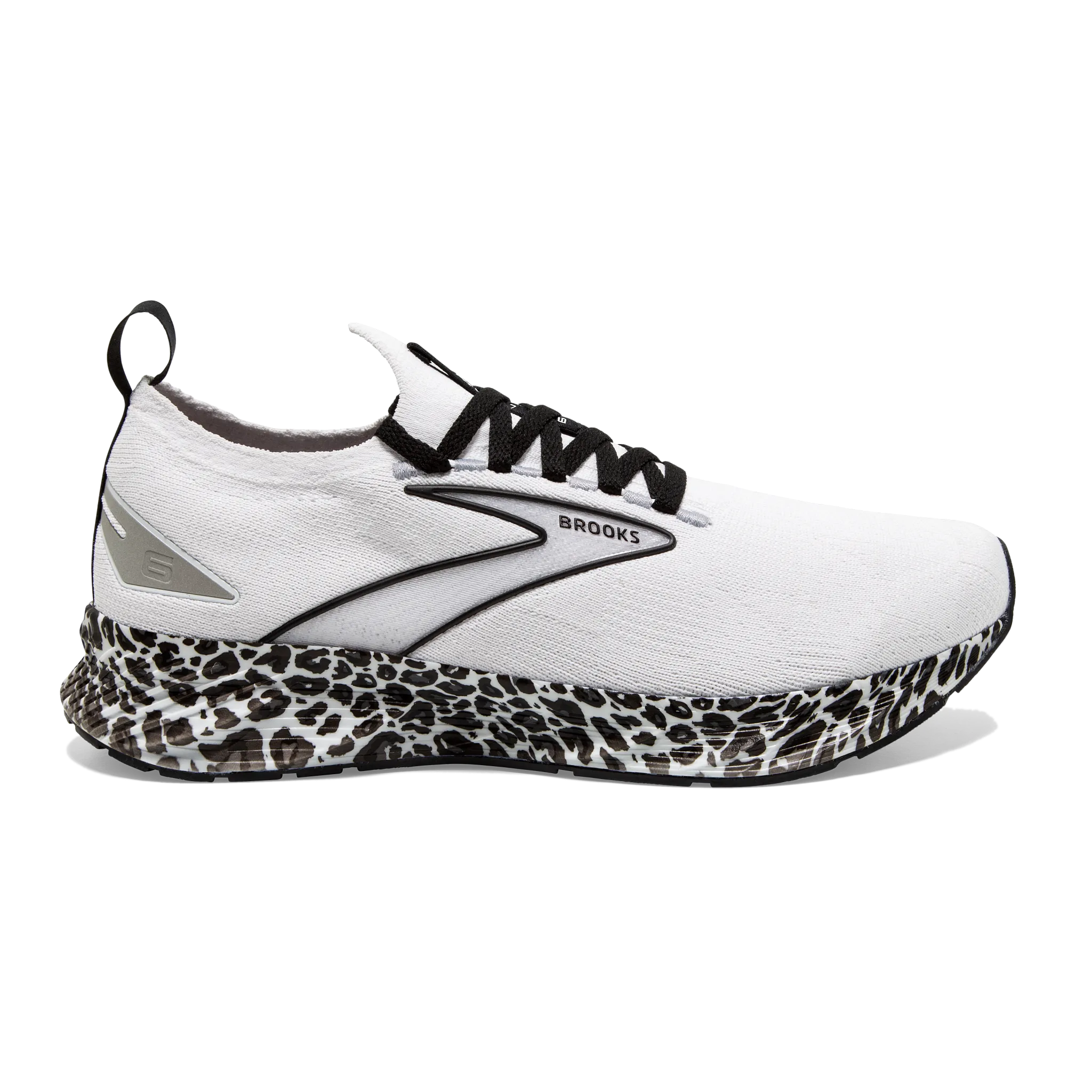 Women's Levitate StealthFit 6