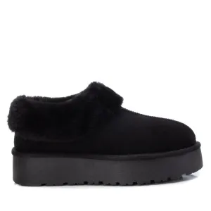 Women's Winter Suede Clogs By XTI 142211