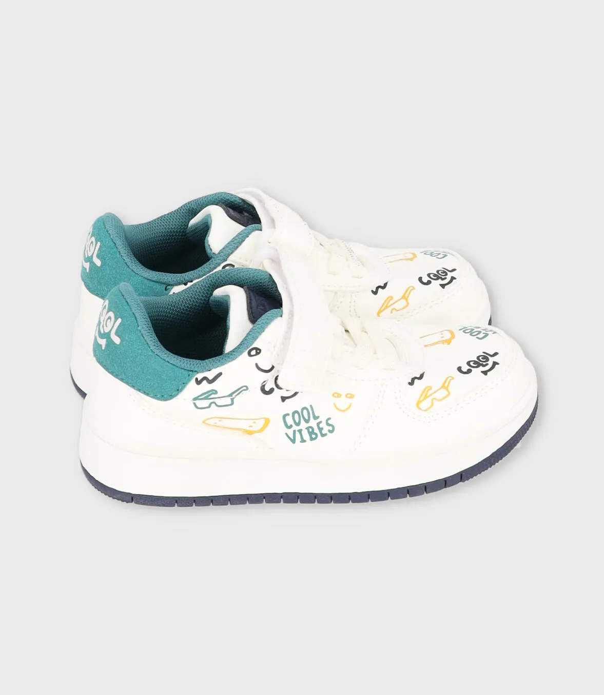 Zapatilla bebé niño urbano